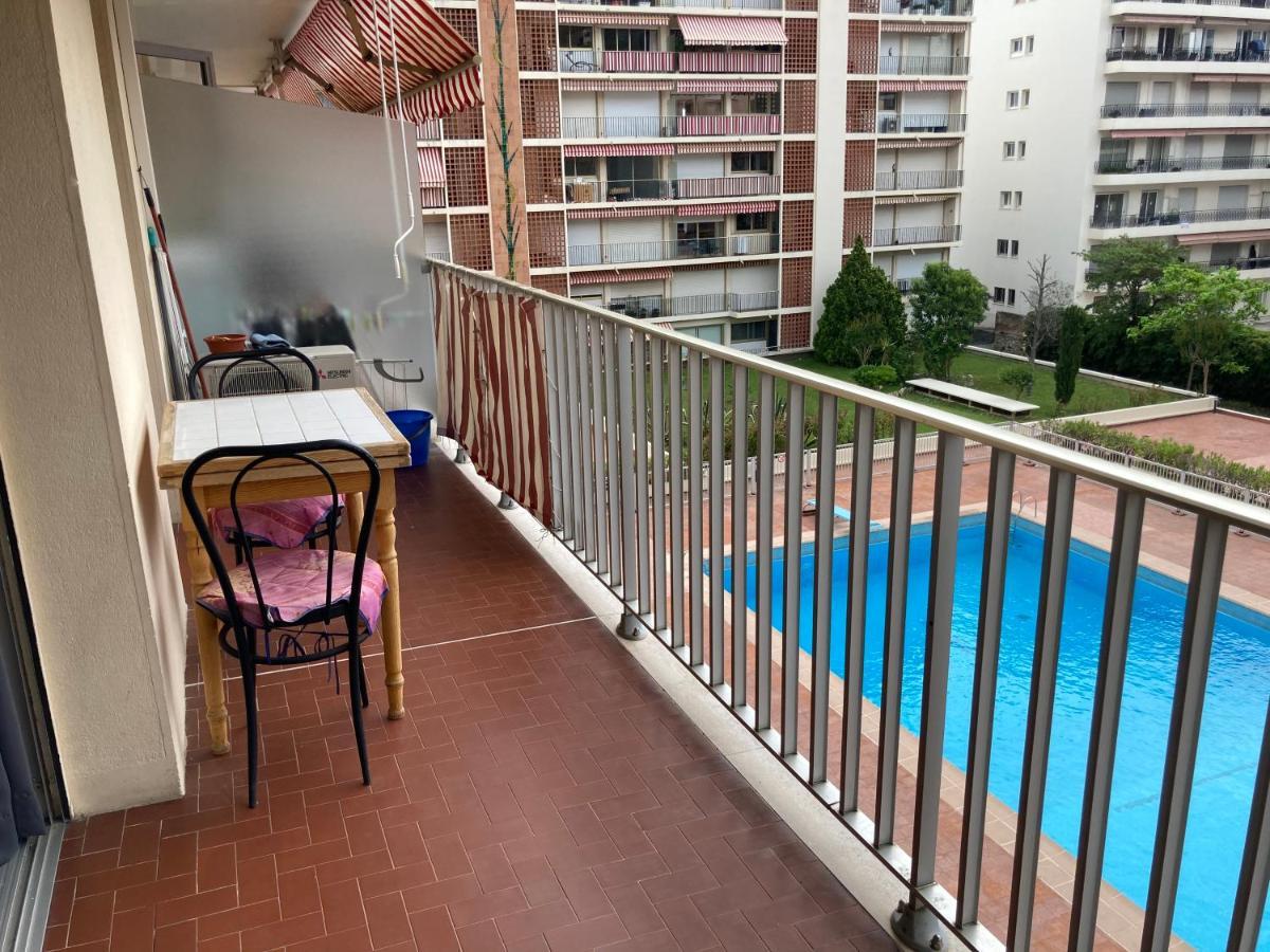 Studio Climatise Et Piscine En Bord De Mer ロクブリュヌ＝カップ＝マルタン エクステリア 写真